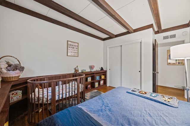 1135 E Santa Ana Avenue, Fresno, CA 93704