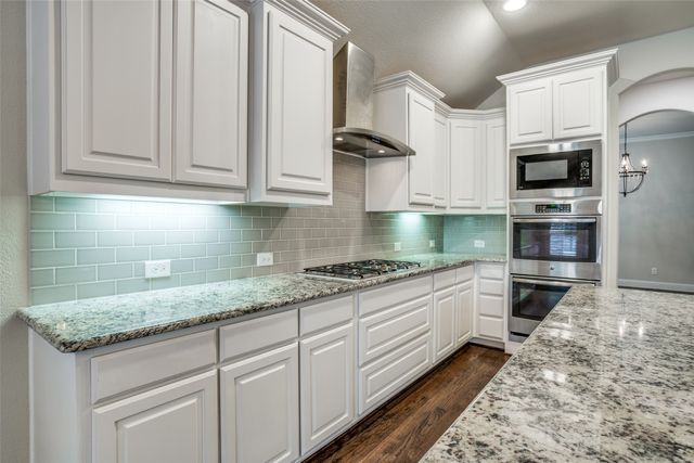 2348 Mare Road, Carrollton, TX 75010