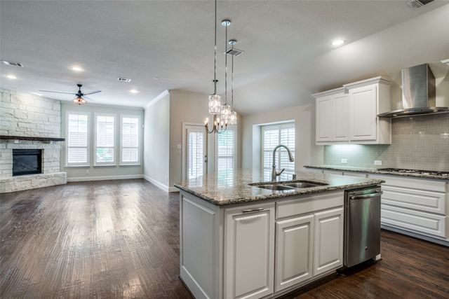 2348 Mare Road, Carrollton, TX 75010