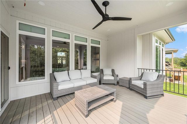 15447 W 168th Place, Olathe, KS 66062