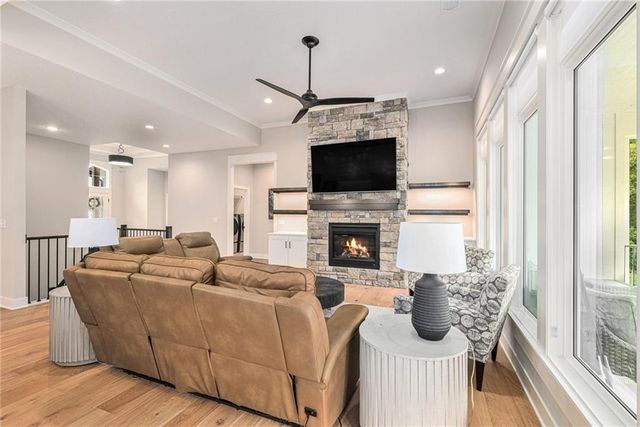 15447 W 168th Place, Olathe, KS 66062