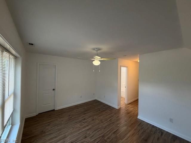 5 Lone Star LN, Poquoson, VA 23662