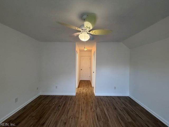 5 Lone Star LN, Poquoson, VA 23662