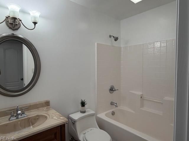 5 Lone Star LN, Poquoson, VA 23662