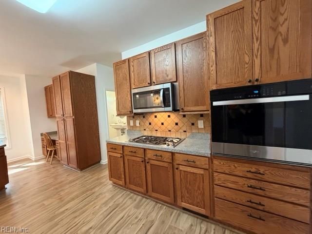 5 Lone Star LN, Poquoson, VA 23662