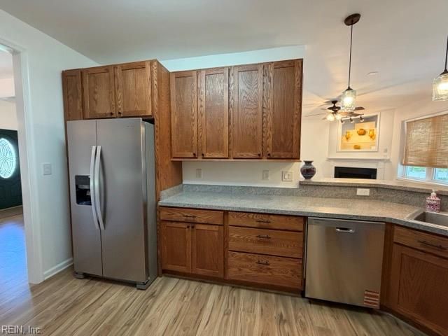 5 Lone Star LN, Poquoson, VA 23662