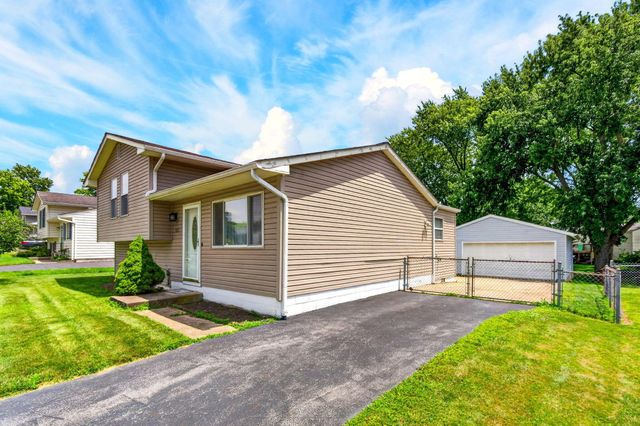 8767 Hubbard Drive S, Galloway, OH 43119