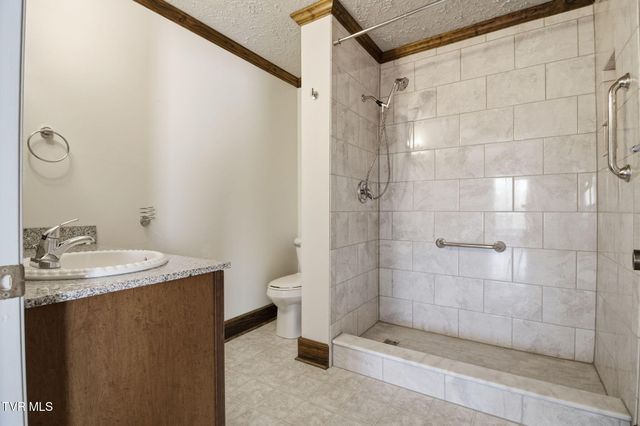 970 Cm Jones Road, Greeneville, TN 37745