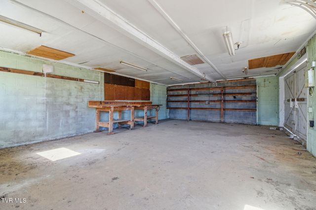 970 Cm Jones Road, Greeneville, TN 37745