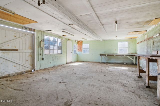 970 Cm Jones Road, Greeneville, TN 37745