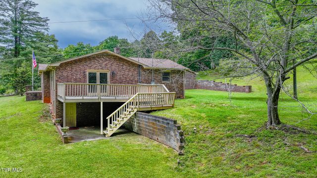 524 Cherokee Drive, Mount Carmel, TN 37645