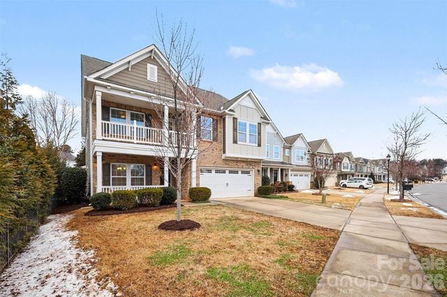 109 Creekside Crossing Lane, Mooresville, NC 28117