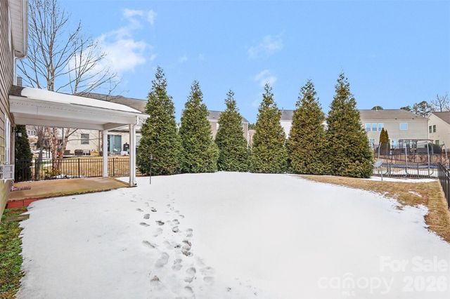 109 Creekside Crossing Lane, Mooresville, NC 28117