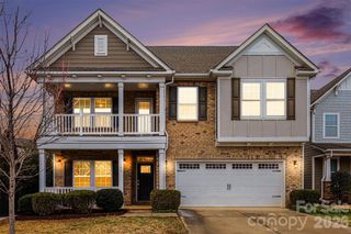 109 Creekside Crossing Lane, Mooresville, NC 28117