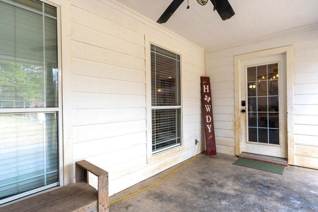 1934 Silk Tree Rd, Gilmer, TX 75645