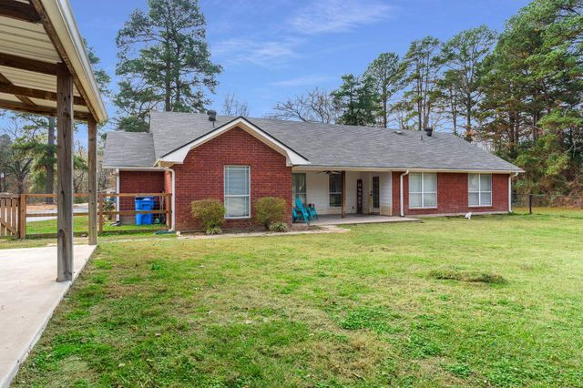 1934 Silk Tree Rd, Gilmer, TX 75645