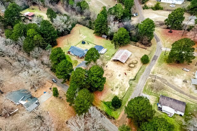 1934 Silk Tree Rd, Gilmer, TX 75645