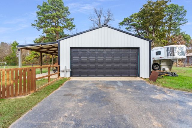1934 Silk Tree Rd, Gilmer, TX 75645