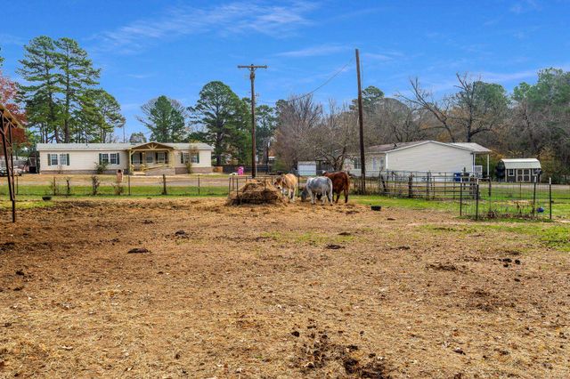 1934 Silk Tree Rd, Gilmer, TX 75645