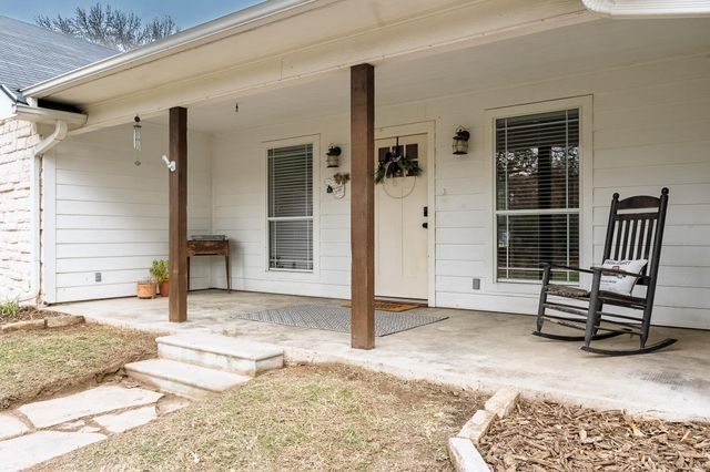 1934 Silk Tree Rd, Gilmer, TX 75645