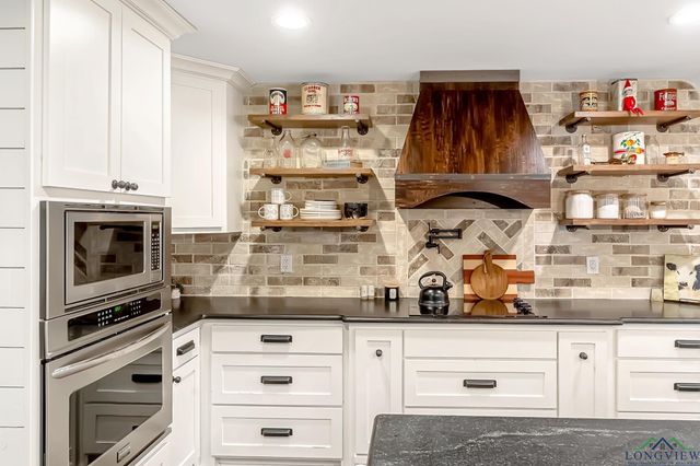 1934 Silk Tree Rd, Gilmer, TX 75645