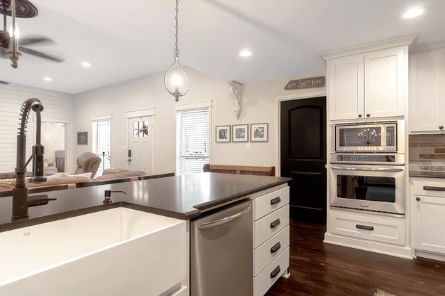 1934 Silk Tree Rd, Gilmer, TX 75645