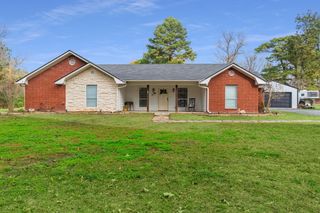 1934 Silk Tree Rd, Gilmer, TX 75645