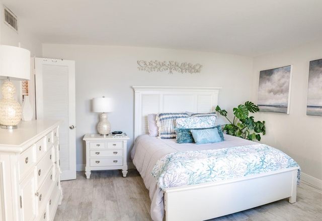 2800 N Ocean Drive B-2d, Singer Island, FL 33404