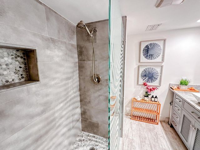 2800 N Ocean Drive B-2d, Singer Island, FL 33404