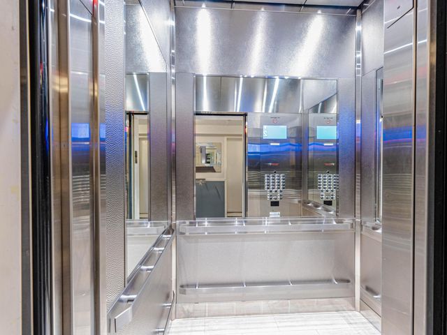 2800 N Ocean Drive B-2d, Singer Island, FL 33404