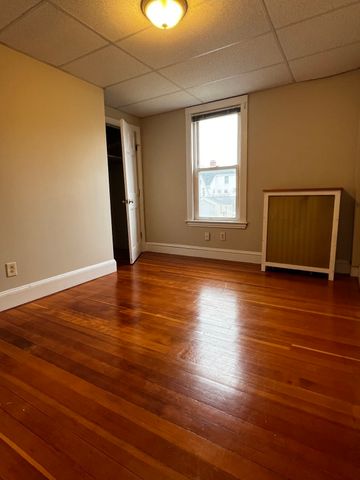 30 Poplar Street R, Danvers, MA 01923