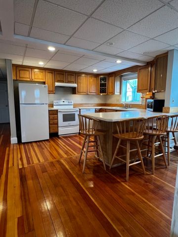 30 Poplar Street R, Danvers, MA 01923