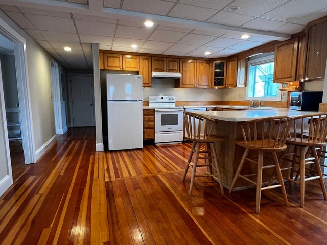 30 Poplar Street R, Danvers, MA 01923