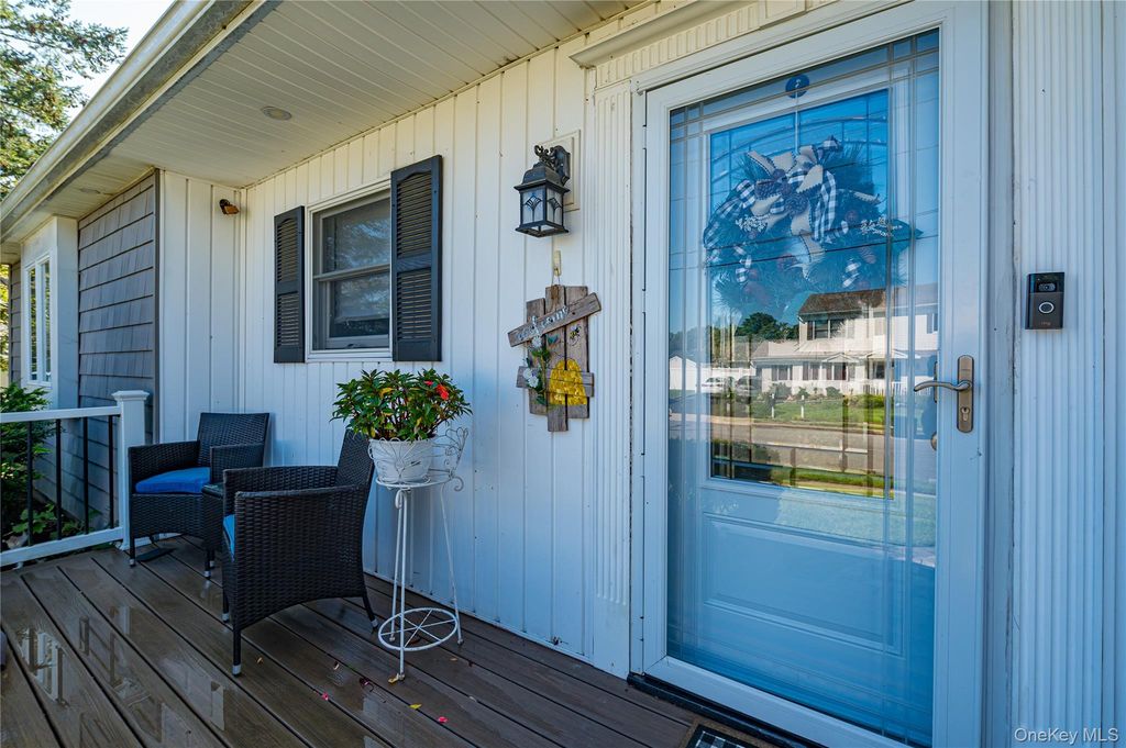 10 Stonehurst Circle S, Centereach, NY 11720 — photo 5