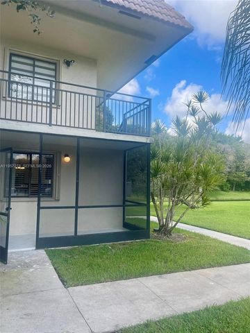 403 Lakeview Dr 106, Weston, FL 33326