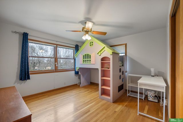 1725 S 76 Avenue, Omaha, NE 68124