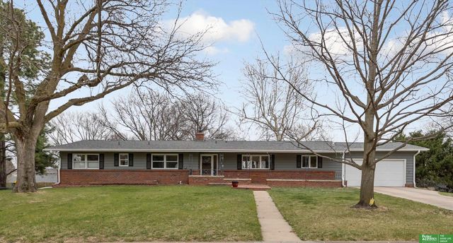 1725 S 76 Avenue, Omaha, NE 68124