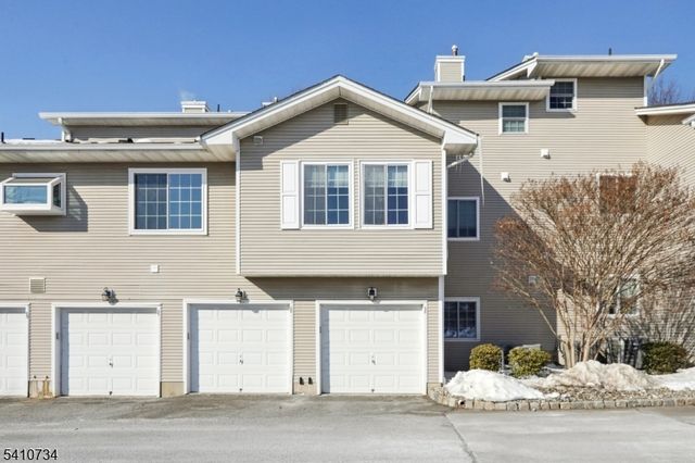 25 Crestmont Road, Bedminster Twp., NJ 07921