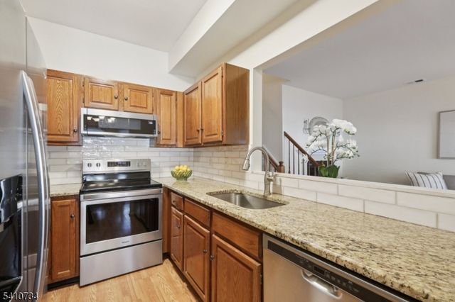 25 Crestmont Road, Bedminster Twp., NJ 07921