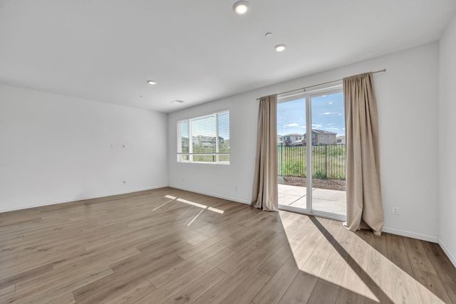 4562 Butterfly Ridge Dr, Folsom, CA 95630