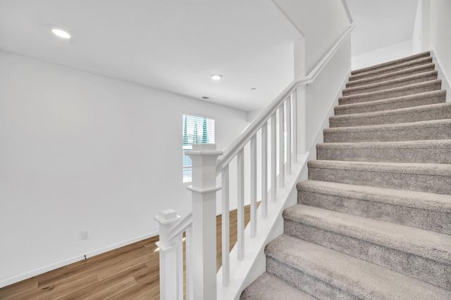 4562 Butterfly Ridge Dr, Folsom, CA 95630