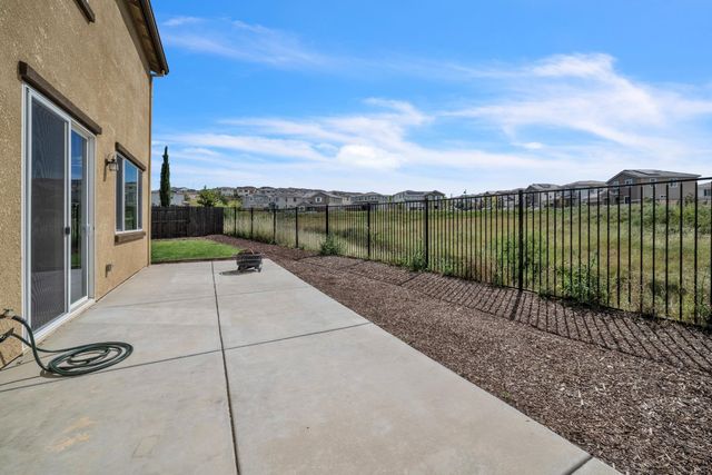 4562 Butterfly Ridge Dr, Folsom, CA 95630