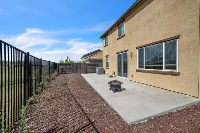 4562 Butterfly Ridge Dr, Folsom, CA 95630