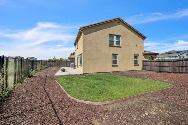 4562 Butterfly Ridge Dr, Folsom, CA 95630
