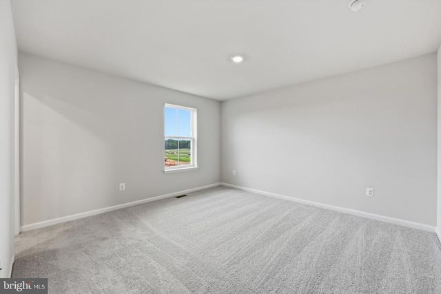 16 NIGHT STAR TER, Kearneysville, WV 25430