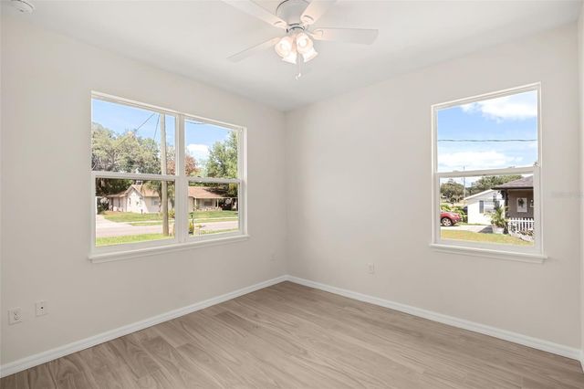 247 DEBARY DR, Debary, FL 32713