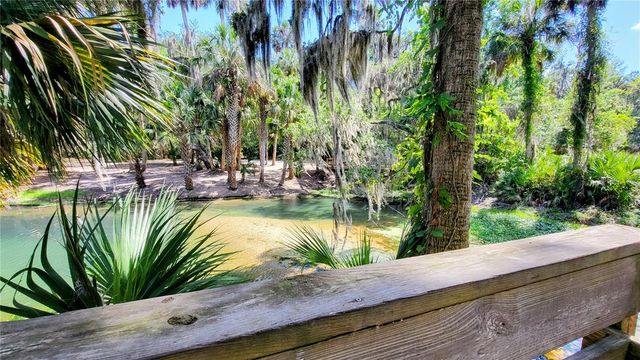 247 DEBARY DR, Debary, FL 32713