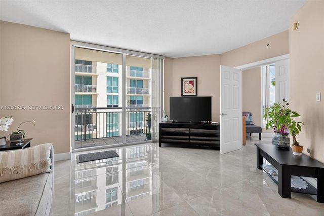 9066 SW 73rd Ct 1203, Miami, FL 33156