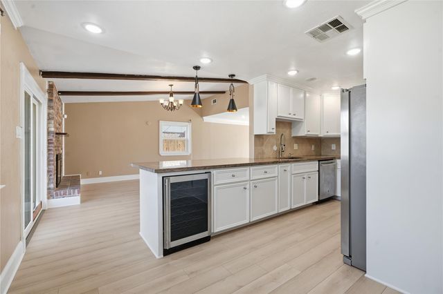 7706 Chantilly Circle, Galveston, TX 77551