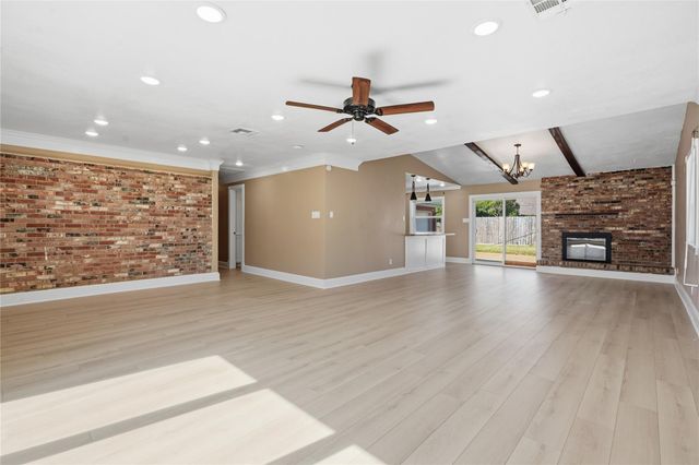 7706 Chantilly Circle, Galveston, TX 77551